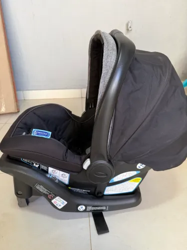 Cadeirinha para bebê mais suporte para carro - Graco