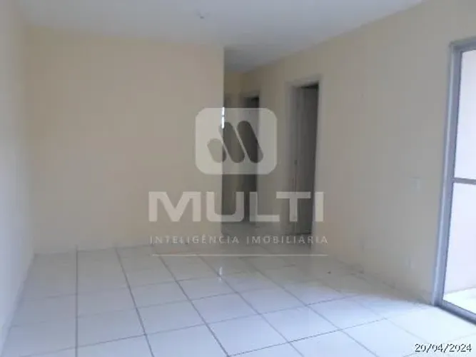 Apartamento - CHACARAS TUBALINA
