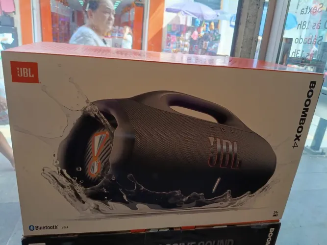Boombox 4 jbl