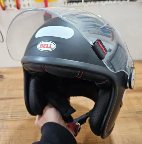Capacete Bell Riot