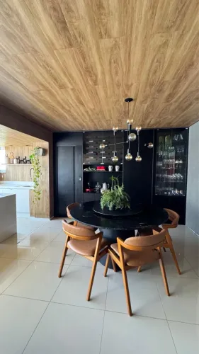 LINDO E DECORADO MOBILIADO EM PONTA NEGRA