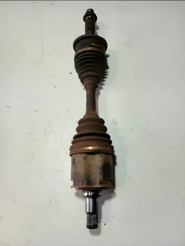 SEMI EIXO DIANTEIRO DIREITO HILUX 3.0 AUTOMÁTICA 1999 2000 2001 2002 2003 2004