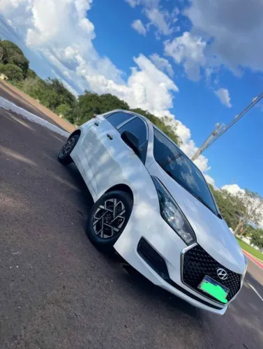 Hyundai HB20 Unique 1.0 Flex 12V Mec. 2019