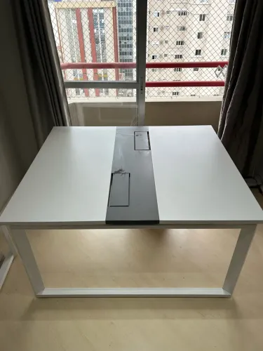 Mesa para trabalho 2 lugares alto padrão