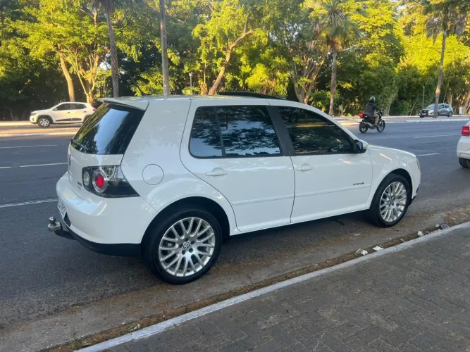 Volkswagen Golf Sportline 1.6 MI Total Flex 8V 4P 2014