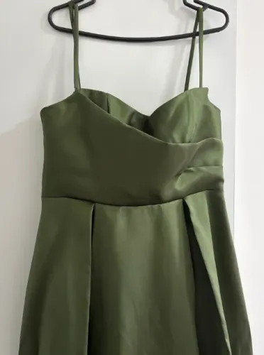 Vestido longo verde oliva