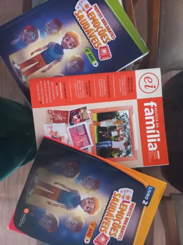 Livros da escola da inteligência 