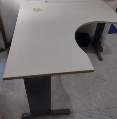 Mesa para escritório