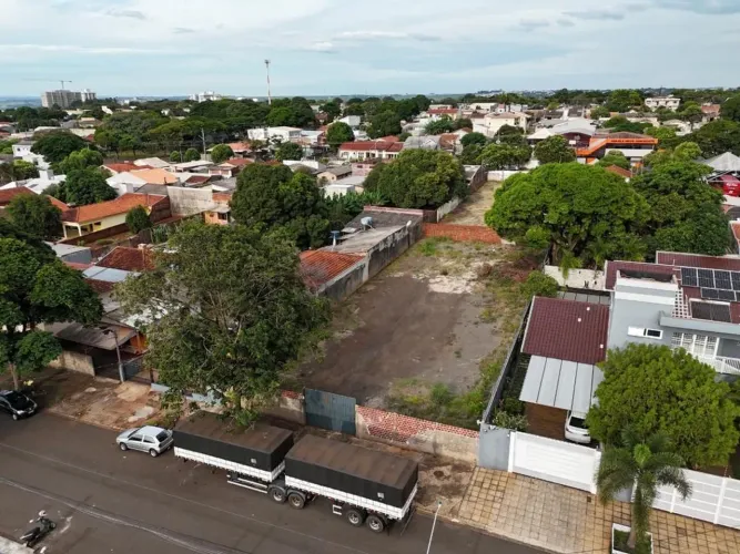 OPORTUNIDADE Terreno mil metros quadrados, residencial ZR2, Jardim Alvorada