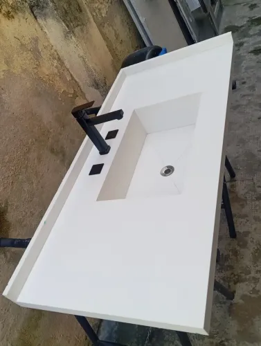 Pia esculpida, lavatório banheiro mármore Quartzo novo 1.20 x 55.