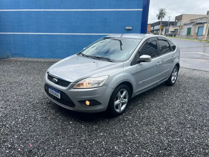 Ford Focus Sedan 1.6/1.6 Flex 8v/16v 4P Mec. 2013