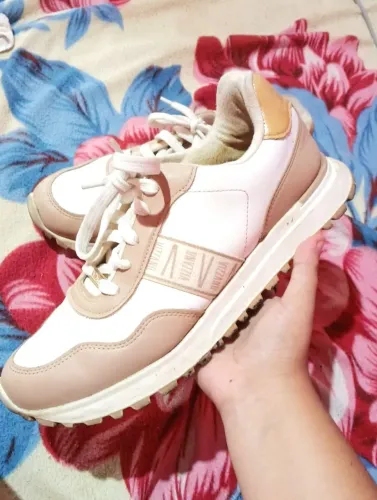 Tênis feminino 