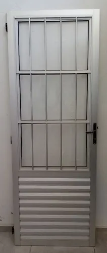 Porta de alumínio