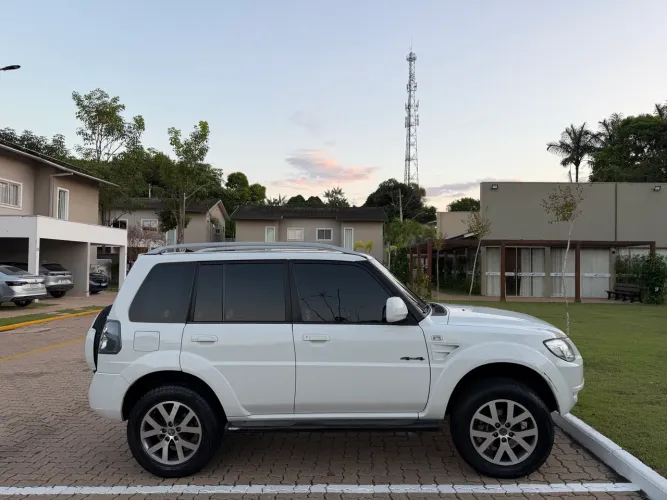 Mitsubishi Pajero TR4 2.0/ 2.0 Flex 16V 4X4 Aut. 2015