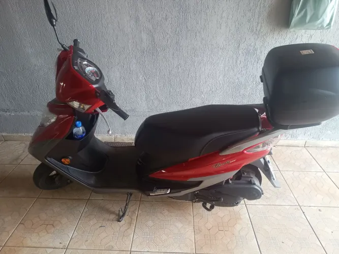 Vendo Scooter Lindy 125