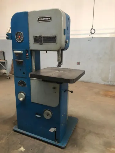Máquina serrra fita industrial