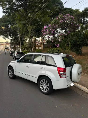 Suzuki Grand Vitara 2.0 16V 4x2/4x4 5P Aut. 2014