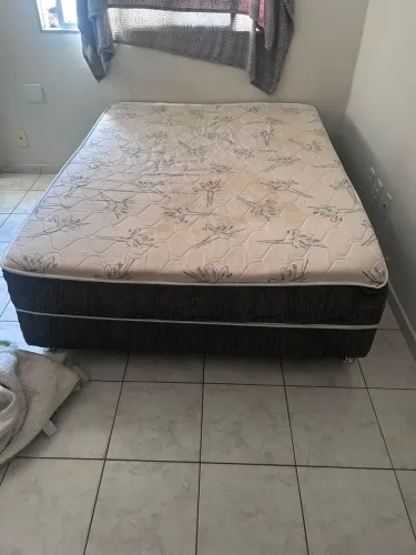 CAMA BOX CONJUGADA MOLAS ENSACADAS