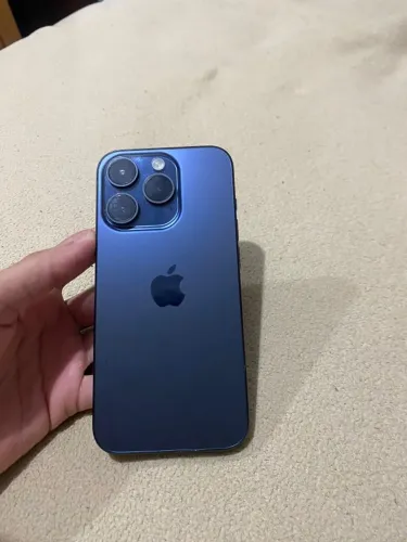 IPHONE 15 PRO 100% BATERIA 128gb. PARCELO COM ACRECIMO.