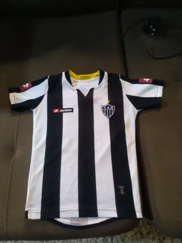 Camisa Atlético MG original Lotto temporada 2009 número 10 tamanho PP em excelente estado.