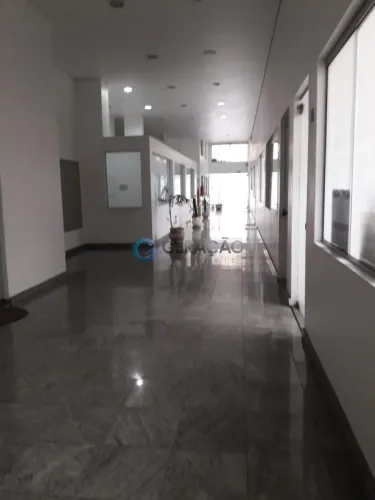 Sala comercial para venda com 52m² no bairro Centro-SJC