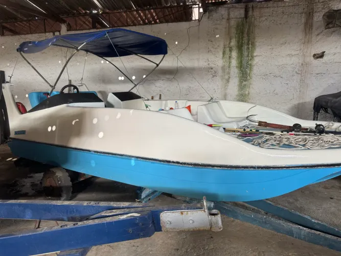 Vendo lacha Malibu