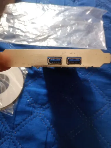 Vendo essa placa USB 3.0.nova leia tudo informações localização 