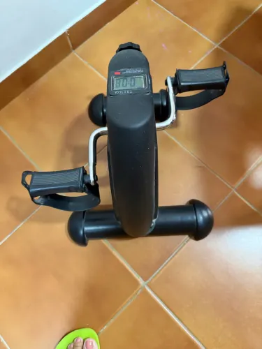 Mine Bicicleta Ergométrica usada umas três vezes
