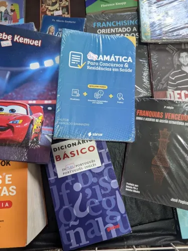 Livros diversos R$ 10,00 cada