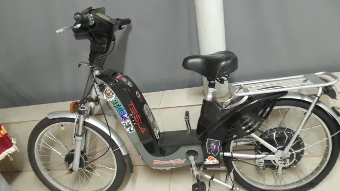 Vende se bicicleta elétrica 
