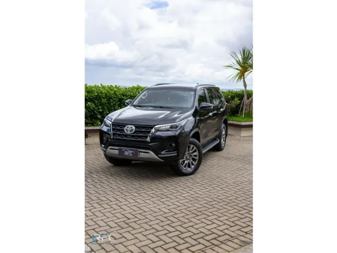 Toyota Hilux SW4 SRV 4X2 2.7 Flex 16V Aut. 2021
