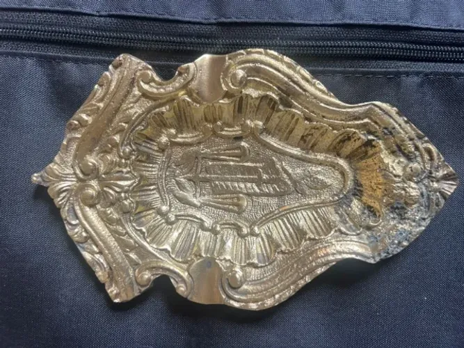 Cinzeiro antigo de bronze maciço