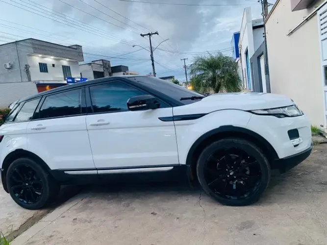 Land Rover Range Rover Evoque Pure 2.0 Aut. 5P 2013