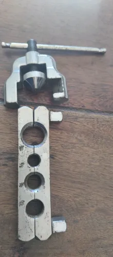 Flangeador para refrigeração