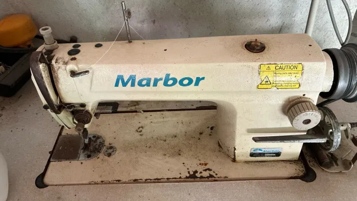 Vendo Máquina De Costura Reta Industrial