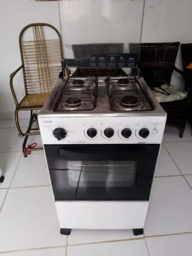 Fogão de 4 bocas usado funcionando normalmente 