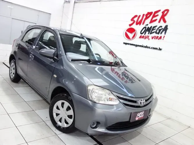 Toyota Etios X 1.3 Flex 16V 5P Mec. 2016
