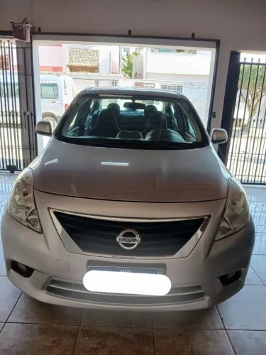 Nissan Versa SL 1.6 16V Flex Fuel 4P Mec. 2013