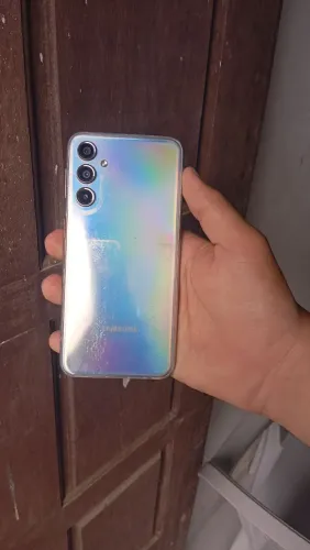 Celular M34