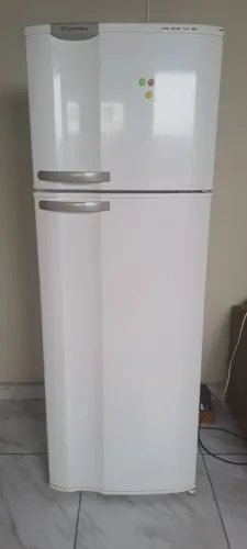 Troca geladeira 220v oportunidade