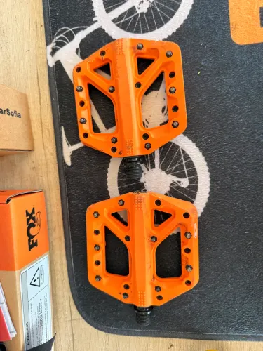 Pedal cranck flat pouco uso