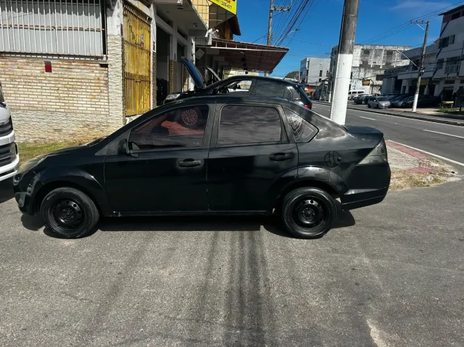 Ford Fiesta Sed. 1.6 8V Flex 4P 2012
