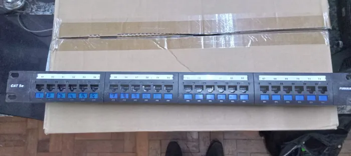 PATCH PANEL 24 PORTAS CAT5E FURUKAUWA