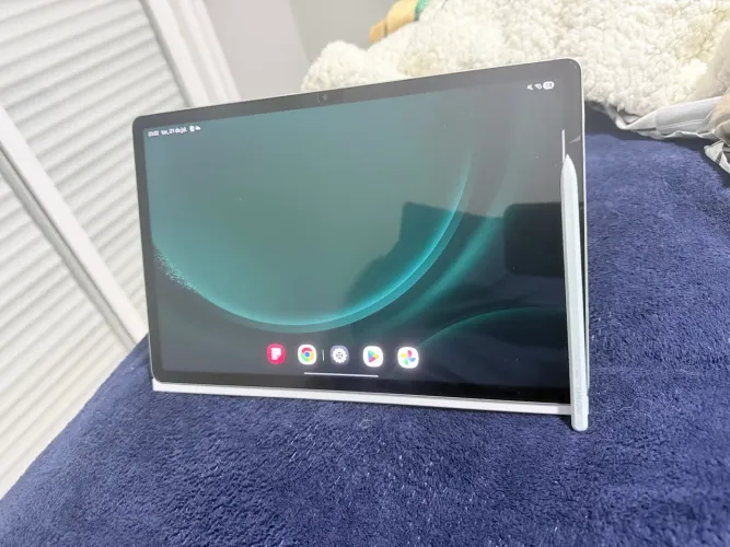 Tablet S9 FE+