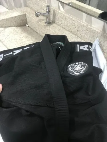 KIMONO PRETO AKIRA JIU-JITSU A3