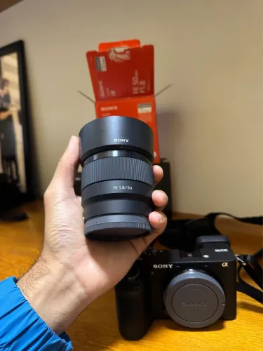 SONY A6700 + SONY 50mm 1.8