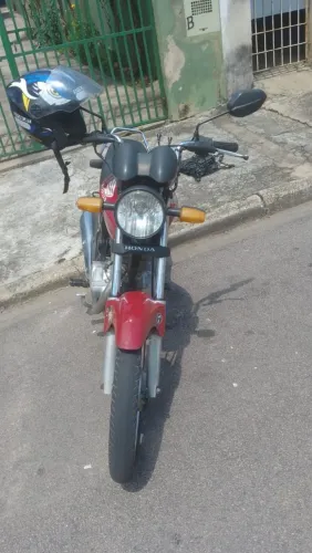 Troco CG Titan 150 2006 vermelha