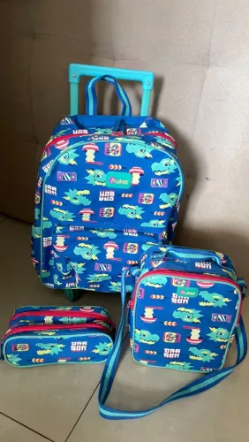Vendo Mochila Puket R$200,00 reais não faço entrega 