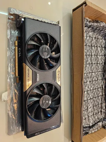 Placa de video GTX 770 FTW (defeito)