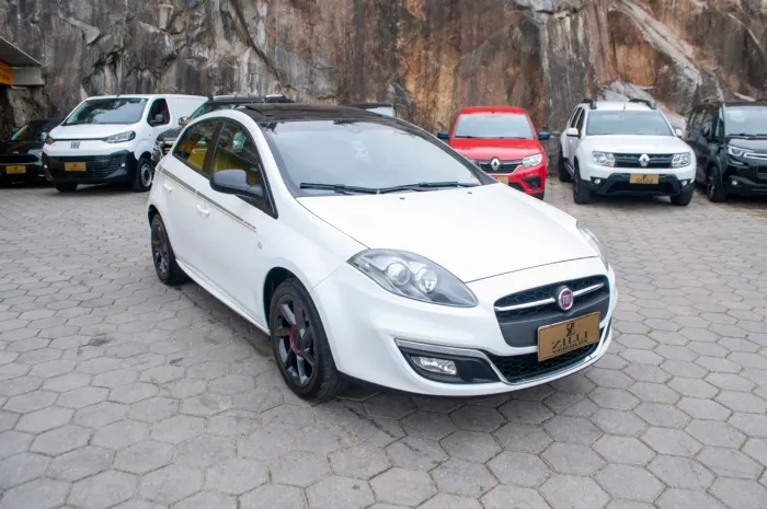 Fiat Bravo Sporting 1.8 Dualogic Flex 16V 5P 2016